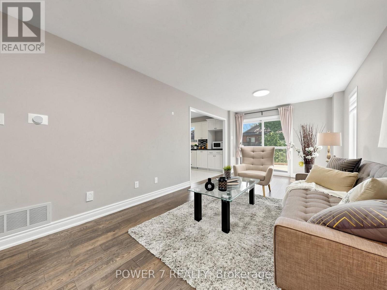 74 Sylvan Crescent, Richmond Hill, Ontario  L4E 3A5 - Photo 15 - N13447768
