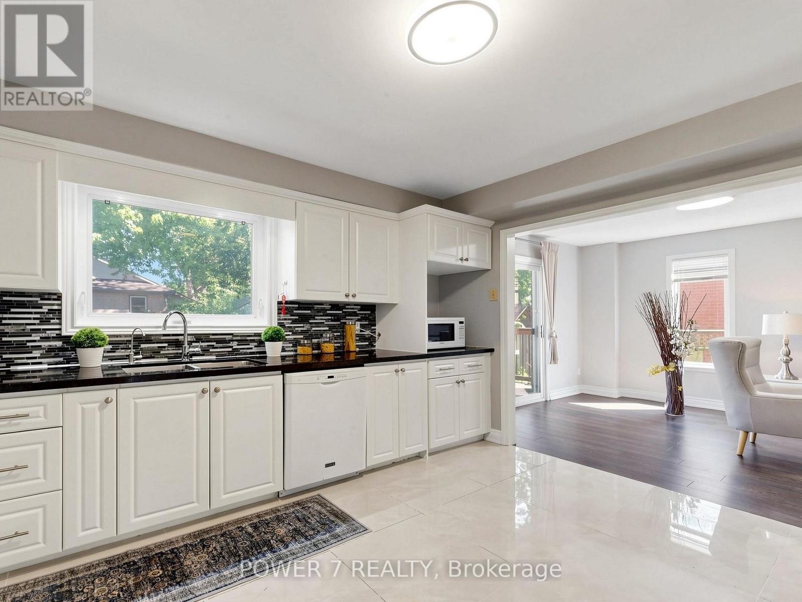 74 Sylvan Crescent, Richmond Hill, Ontario  L4E 3A5 - Photo 22 - N13447768