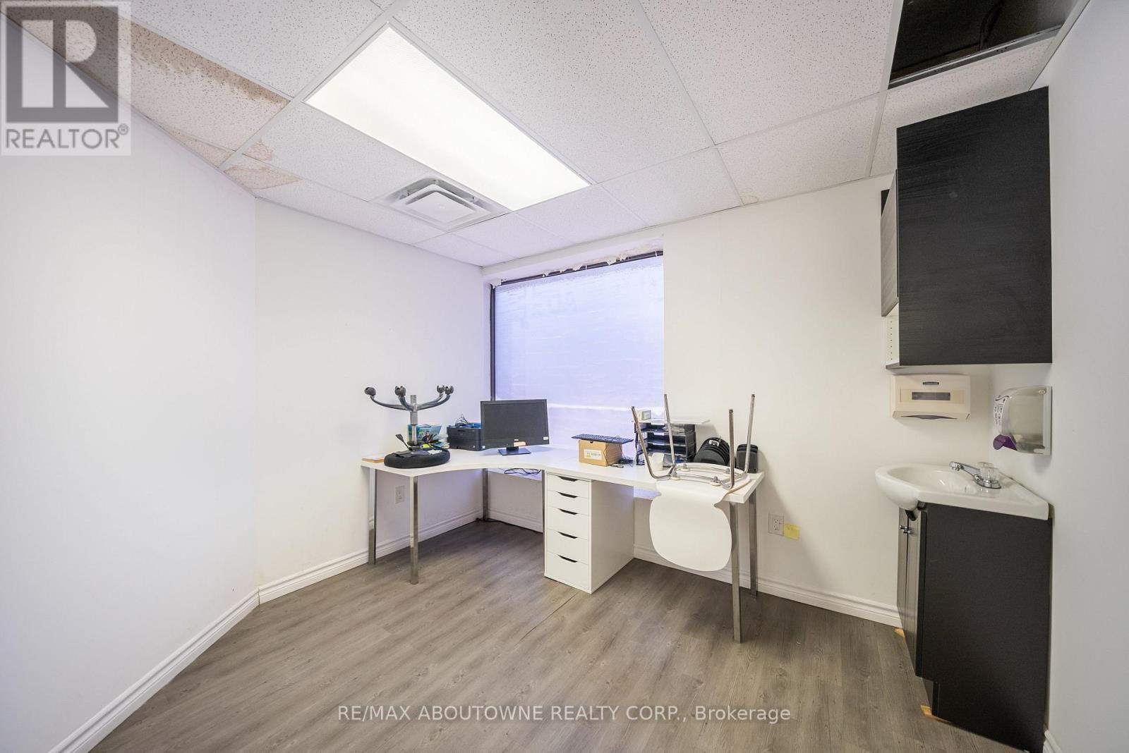 323 Upper Wentworth Street, Hamilton, Ontario  L9A 4T2 - Photo 20 - X13235502