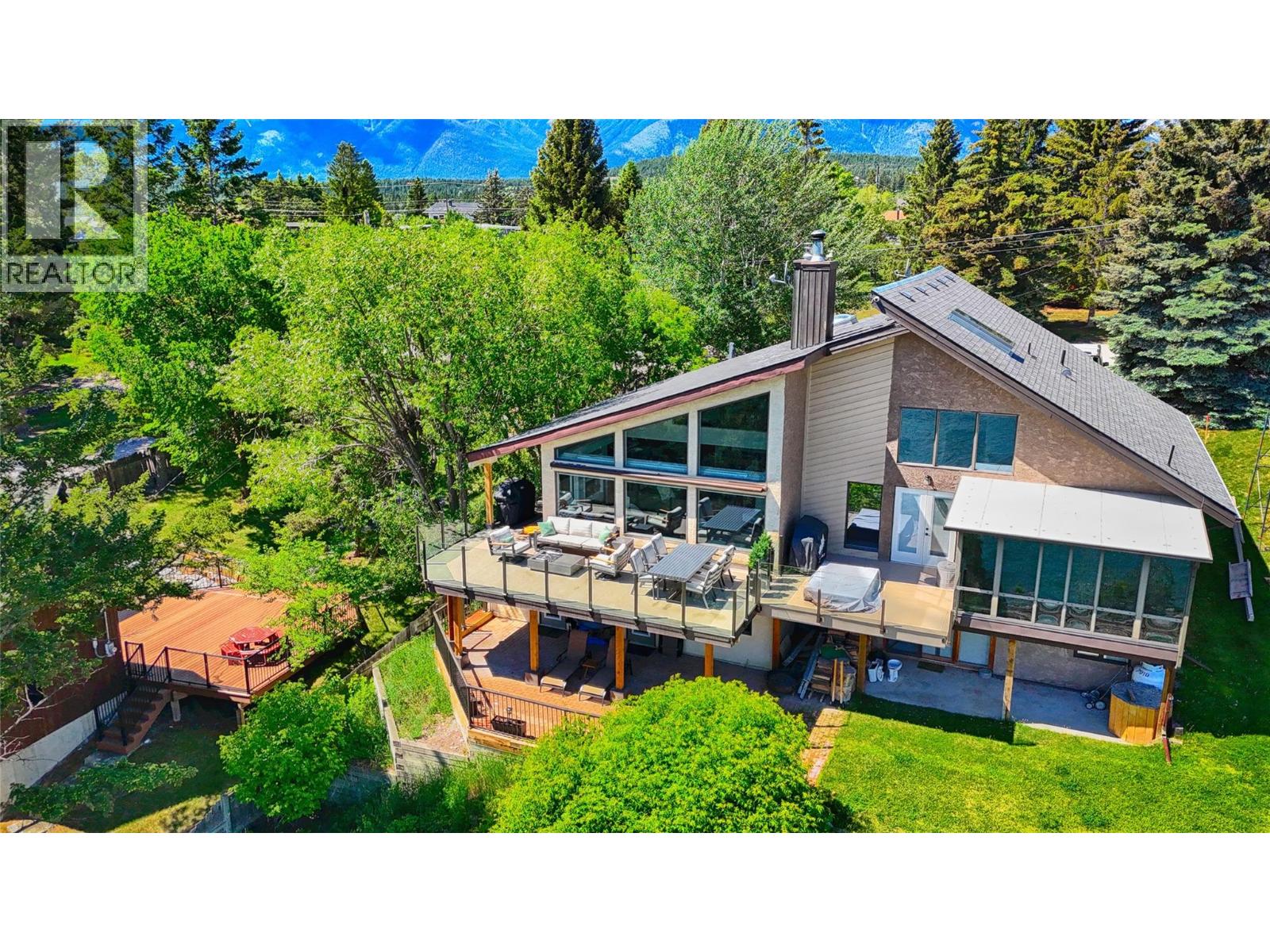 821 4th Avenue, Invermere, British Columbia  V0A 1K4 - Photo 60 - 10391116