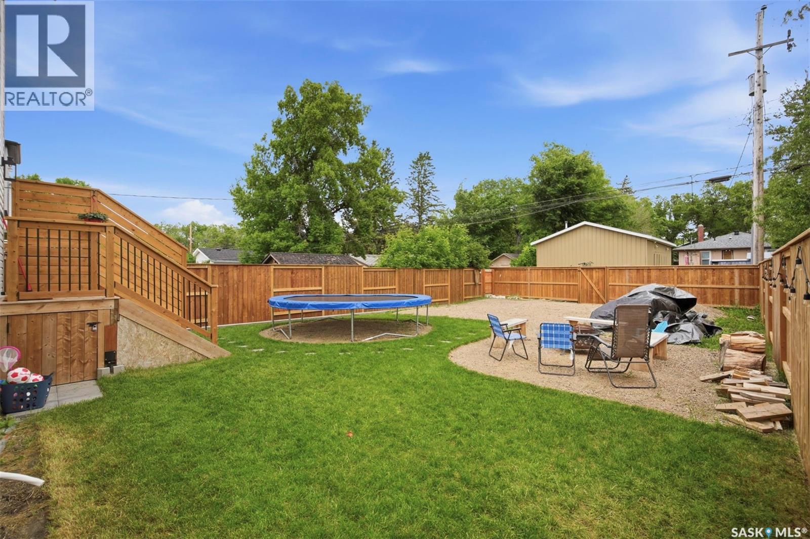 1532 D Avenue N, Saskatoon, Saskatchewan S7L 1P6 - Photo 35 - SK039401