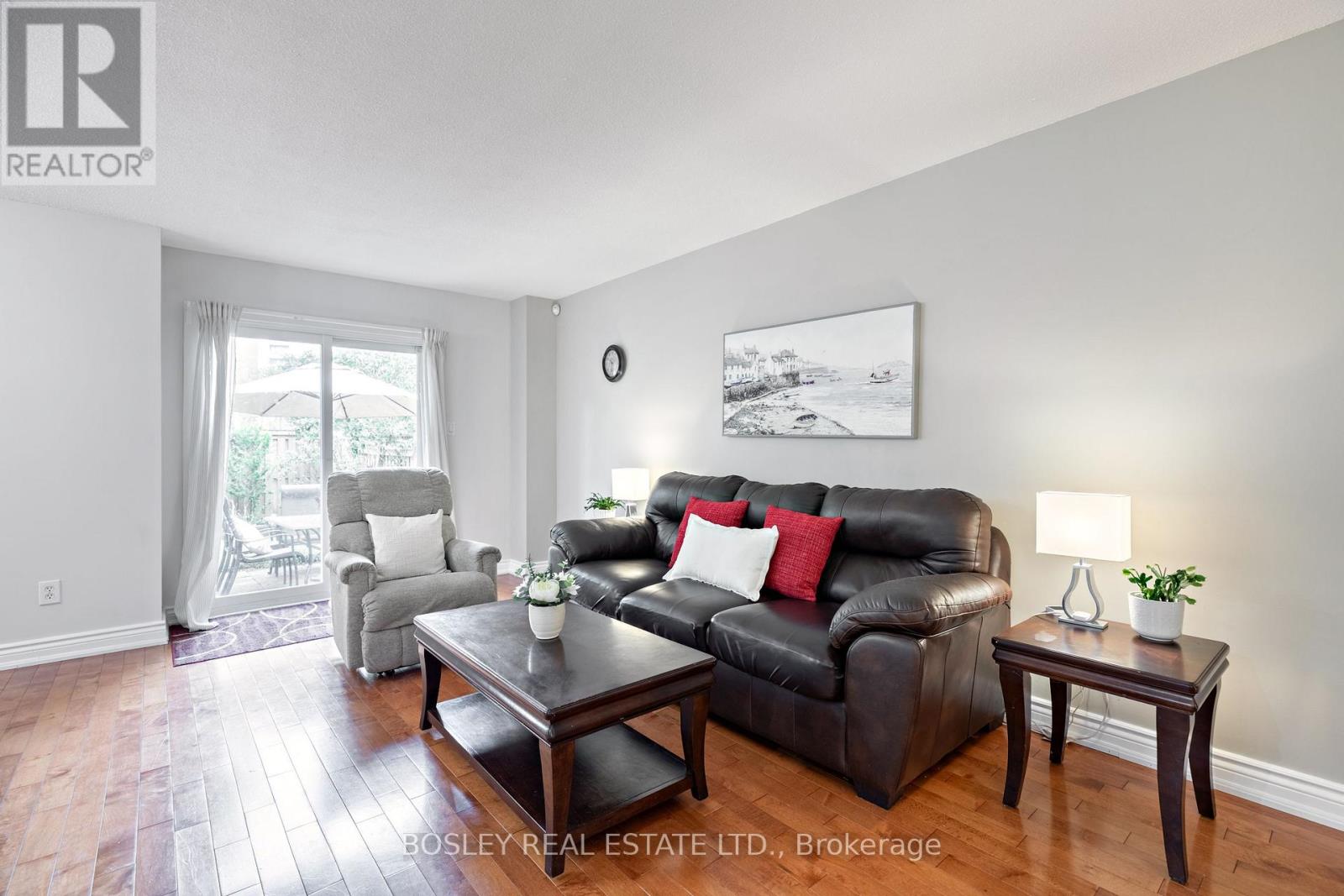 6 Markburn Court, Toronto, Ontario  M9C 4Z1 - Photo 8 - W13447696
