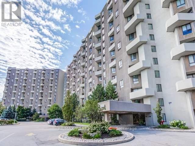F13 - 288 Mill Road, Toronto, Ontario  M9C 4X7 - Photo 1 - W13447712
