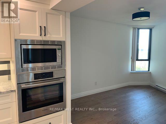 F13 - 288 Mill Road, Toronto, Ontario  M9C 4X7 - Photo 27 - W13447712
