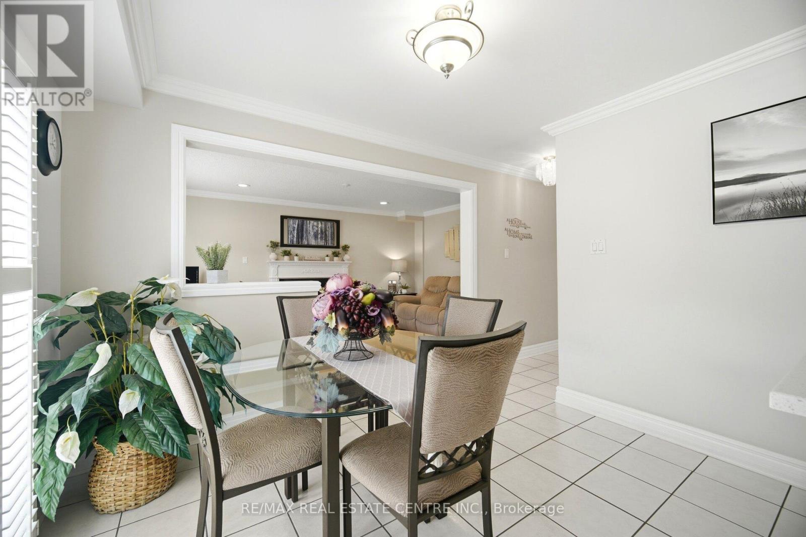 18 Grasshopper Way, Brampton, Ontario  L6R 2J6 - Photo 16 - W13447738