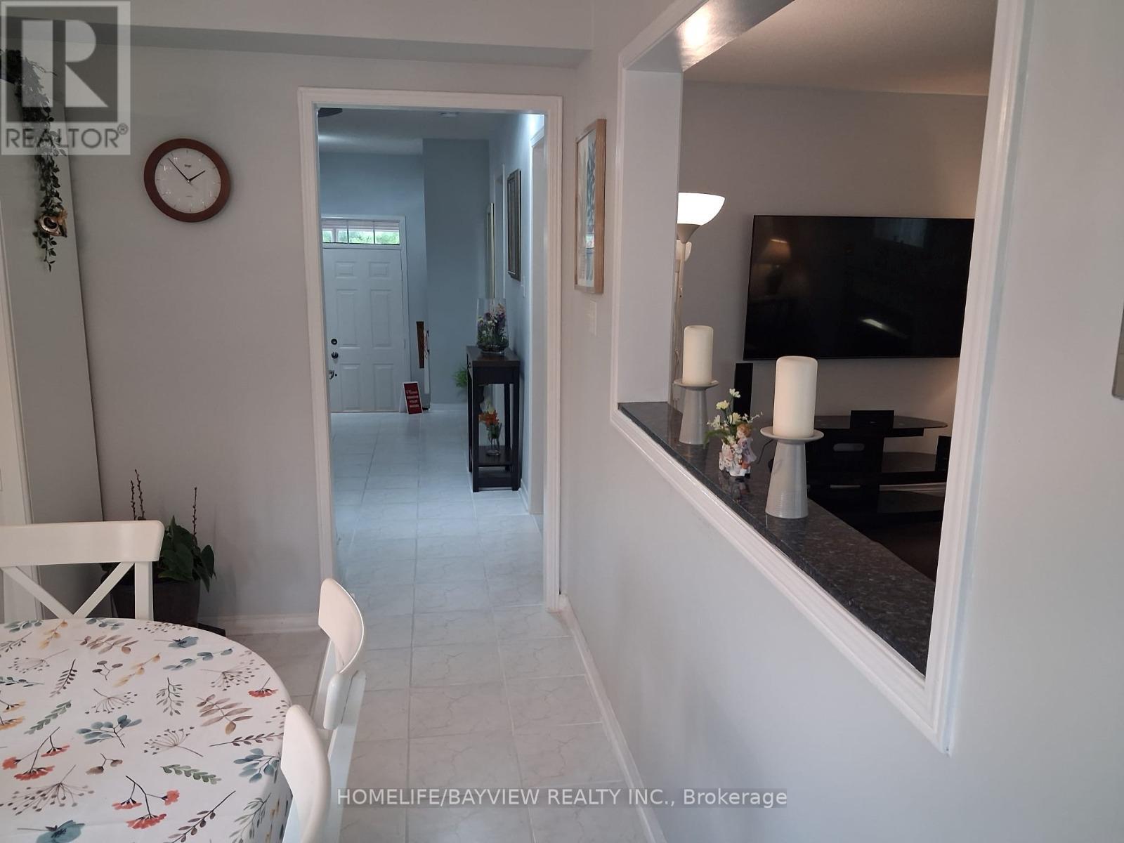 137 Widdifield Avenue, Newmarket, Ontario  L3X 1Z3 - Photo 13 - N13419028