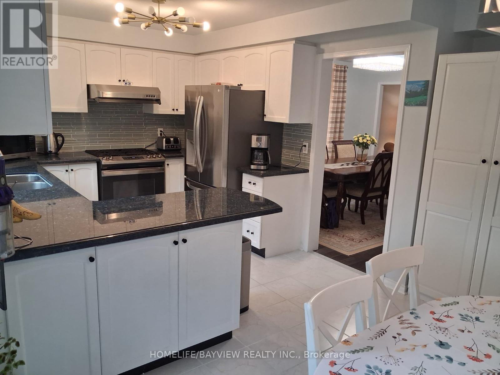 137 Widdifield Avenue, Newmarket, Ontario  L3X 1Z3 - Photo 14 - N13419028