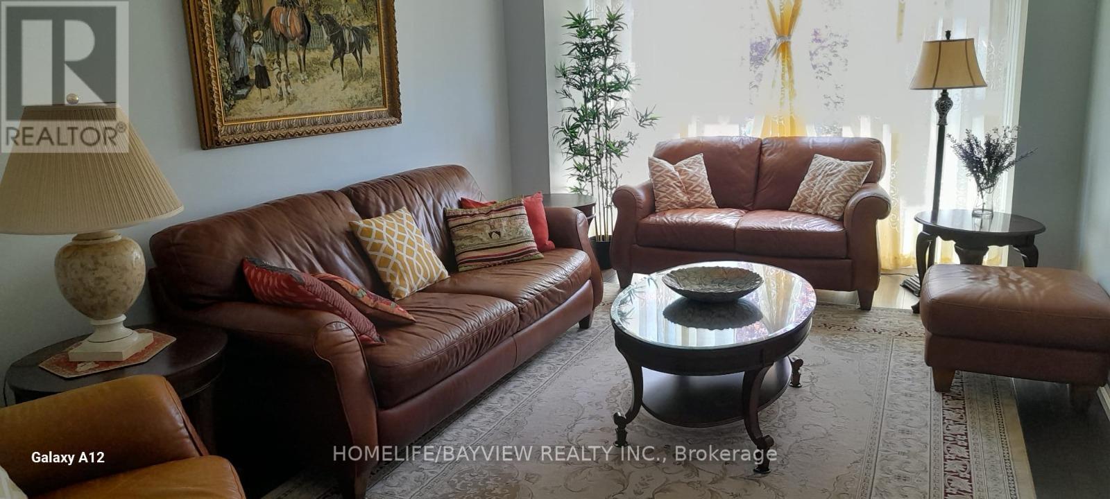 137 Widdifield Avenue, Newmarket, Ontario  L3X 1Z3 - Photo 6 - N13419028