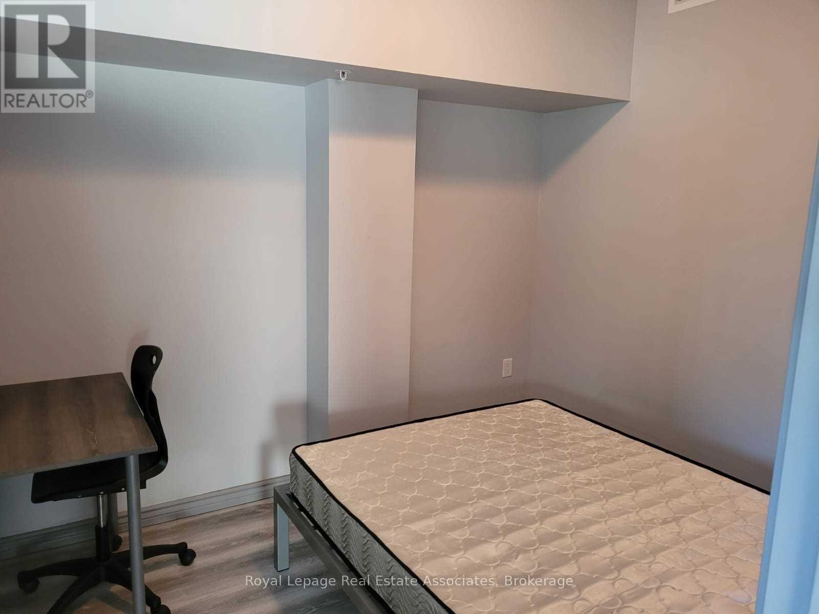 F-306 - 275 Larch Street, Waterloo, Ontario  N2L 3R2 - Photo 10 - X13447660