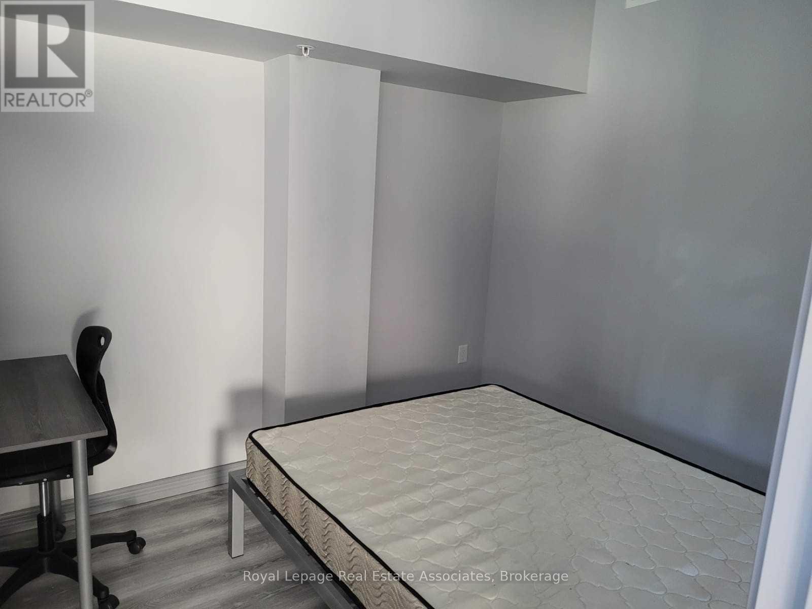 F-306 - 275 Larch Street, Waterloo, Ontario  N2L 3R2 - Photo 12 - X13447660
