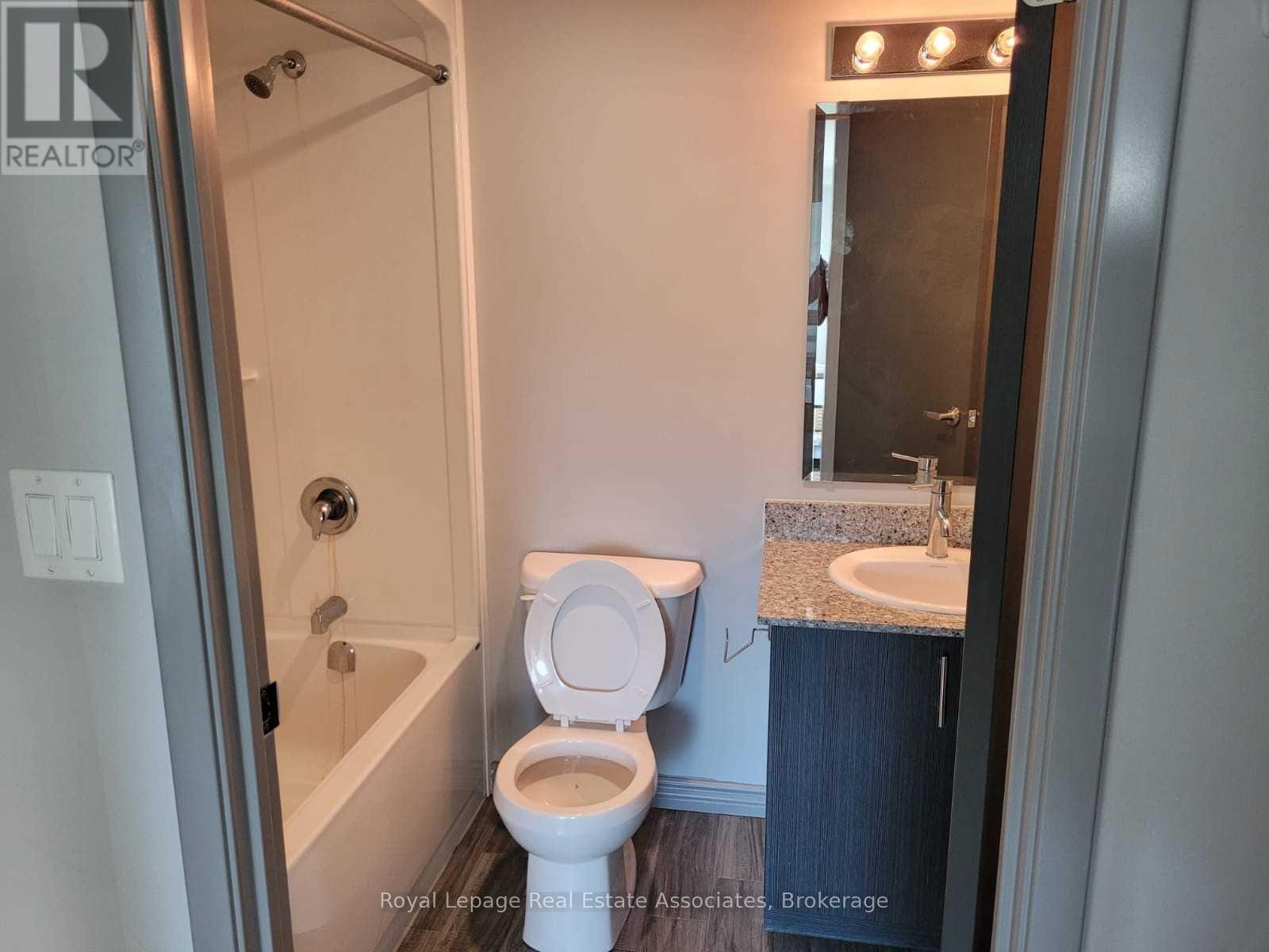 F-306 - 275 Larch Street, Waterloo, Ontario  N2L 3R2 - Photo 16 - X13447660