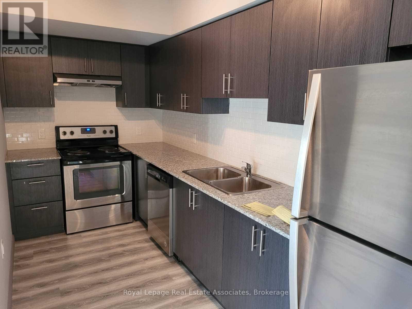 F-306 - 275 Larch Street, Waterloo, Ontario  N2L 3R2 - Photo 9 - X13447660