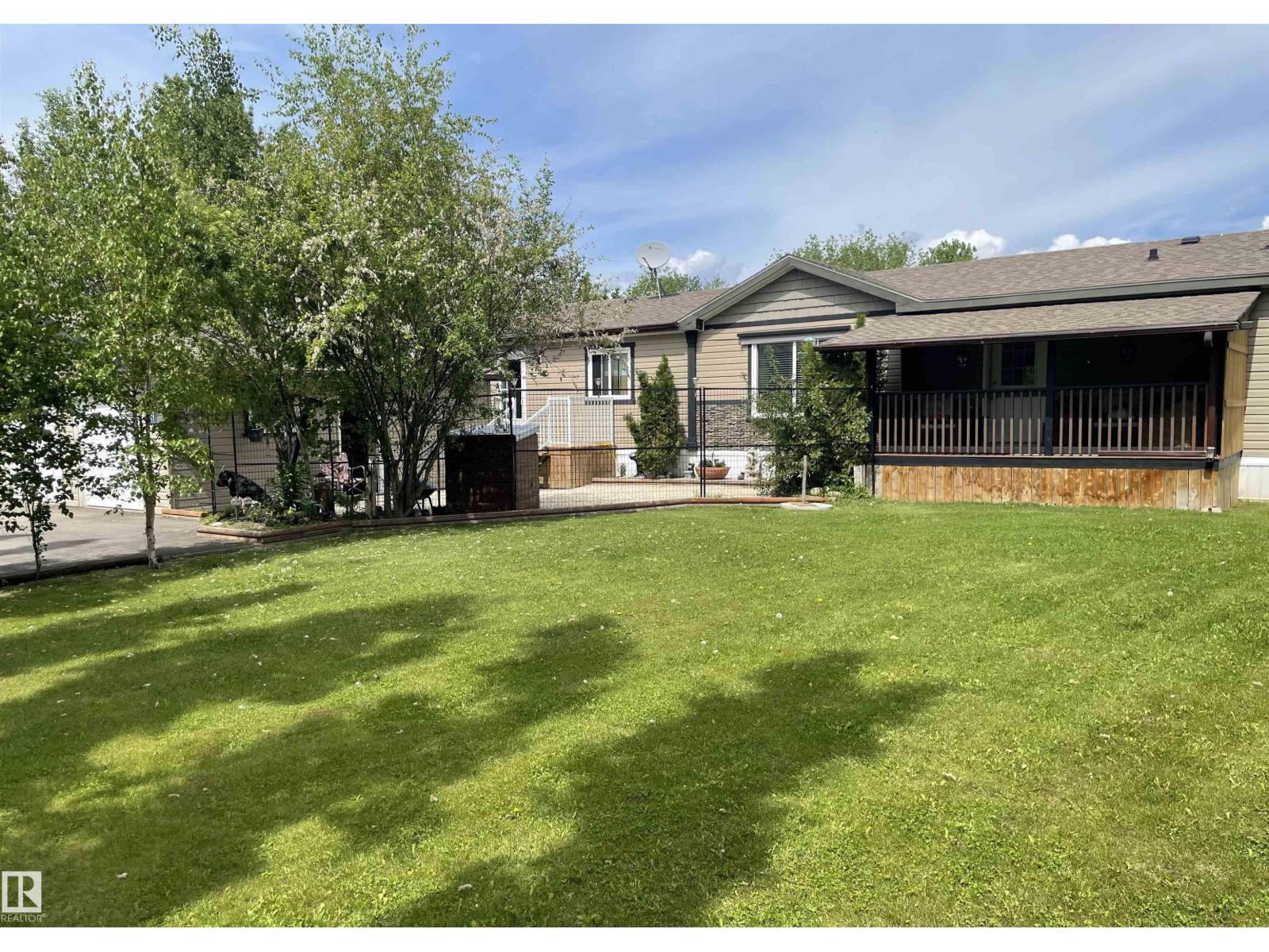 2971 Townsite Cr, Calling Lake, Alberta  T0G 0K0 - Photo 2 - E4472173
