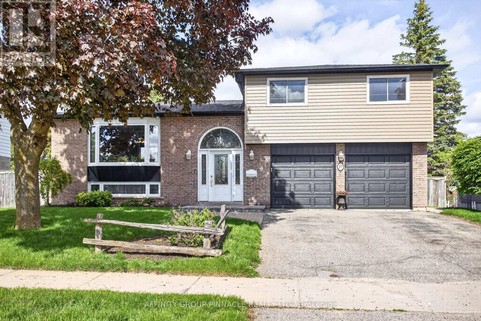 17 Edgewood Drive E, Kawartha Lakes, Ontario  K9V 4W2 - Photo 2 - X13447886