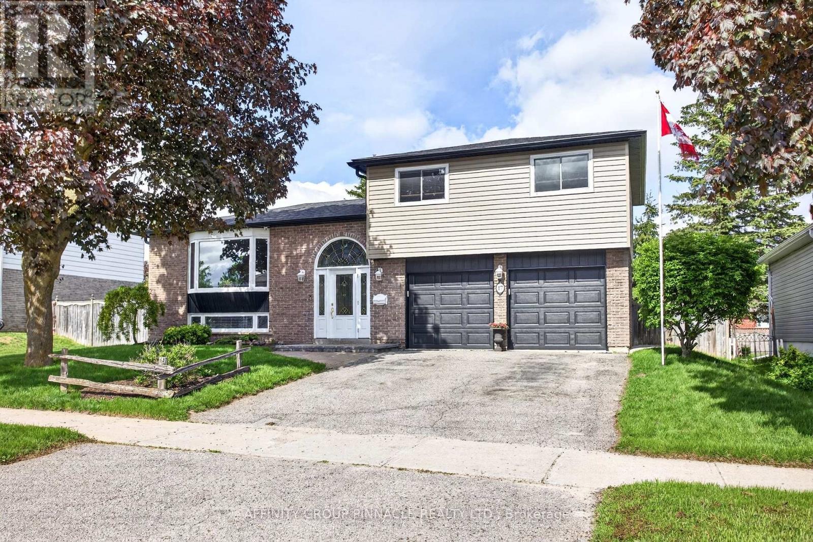 17 Edgewood Drive E, Kawartha Lakes, Ontario  K9V 4W2 - Photo 3 - X13447886