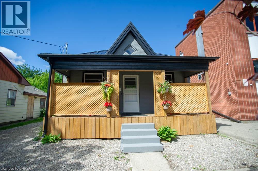 150 Pearl Street, Brantford, Ontario  N3T 3P4 - Photo 2 - 40839425