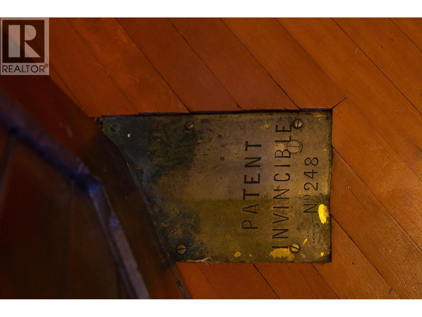 Listing image 25