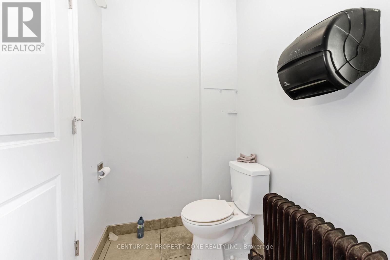 4119 Bathurst Street, Toronto, Ontario  M3H 3P4 - Photo 11 - C13240580