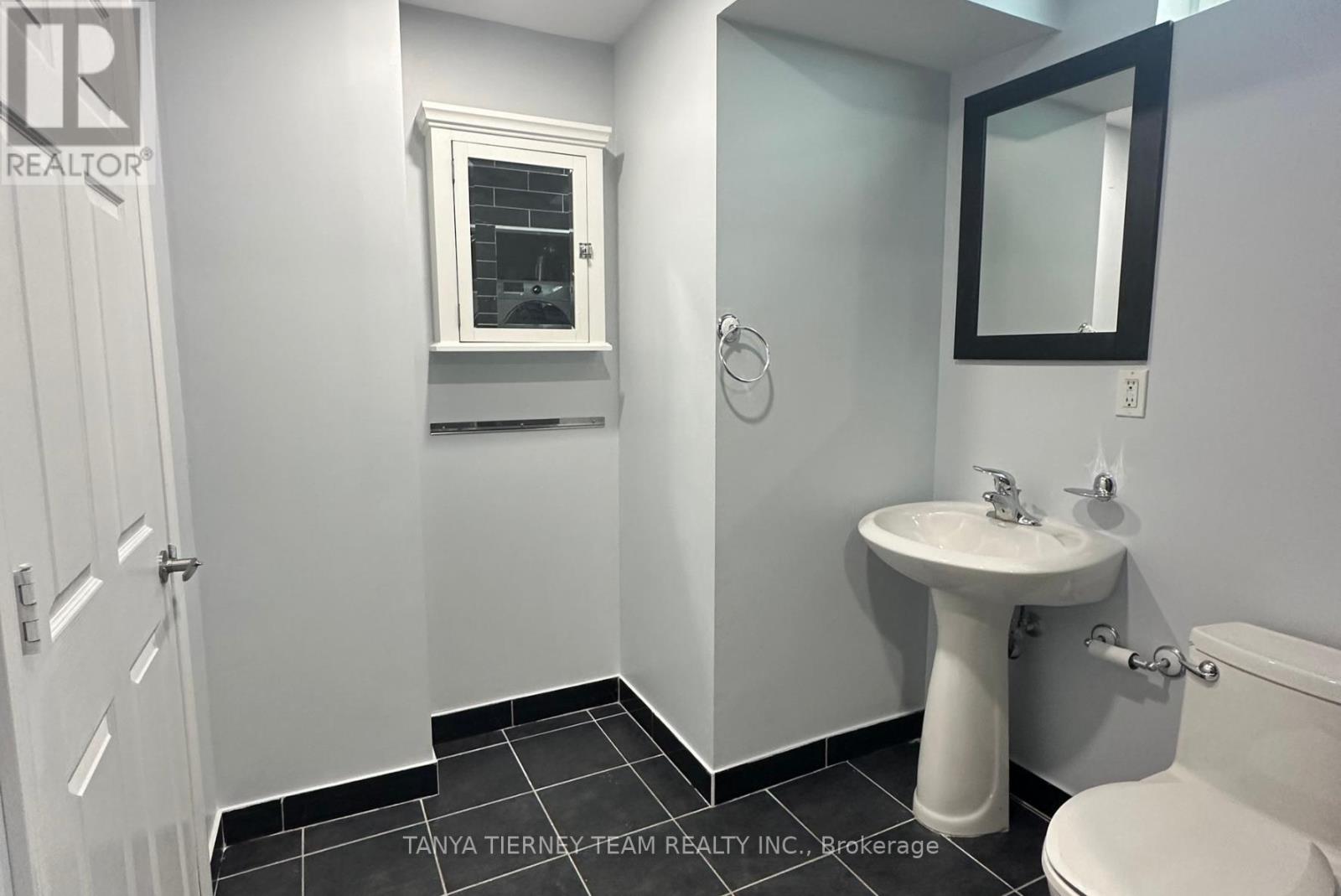373 Carnwith Drive E, Whitby, Ontario  L1M 2M1 - Photo 8 - E13012094