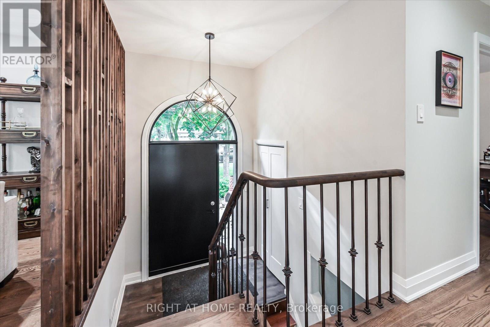 Main - 30 French Crescent, East Gwillimbury, Ontario  L9N 1J8 - Photo 3 - N13145632