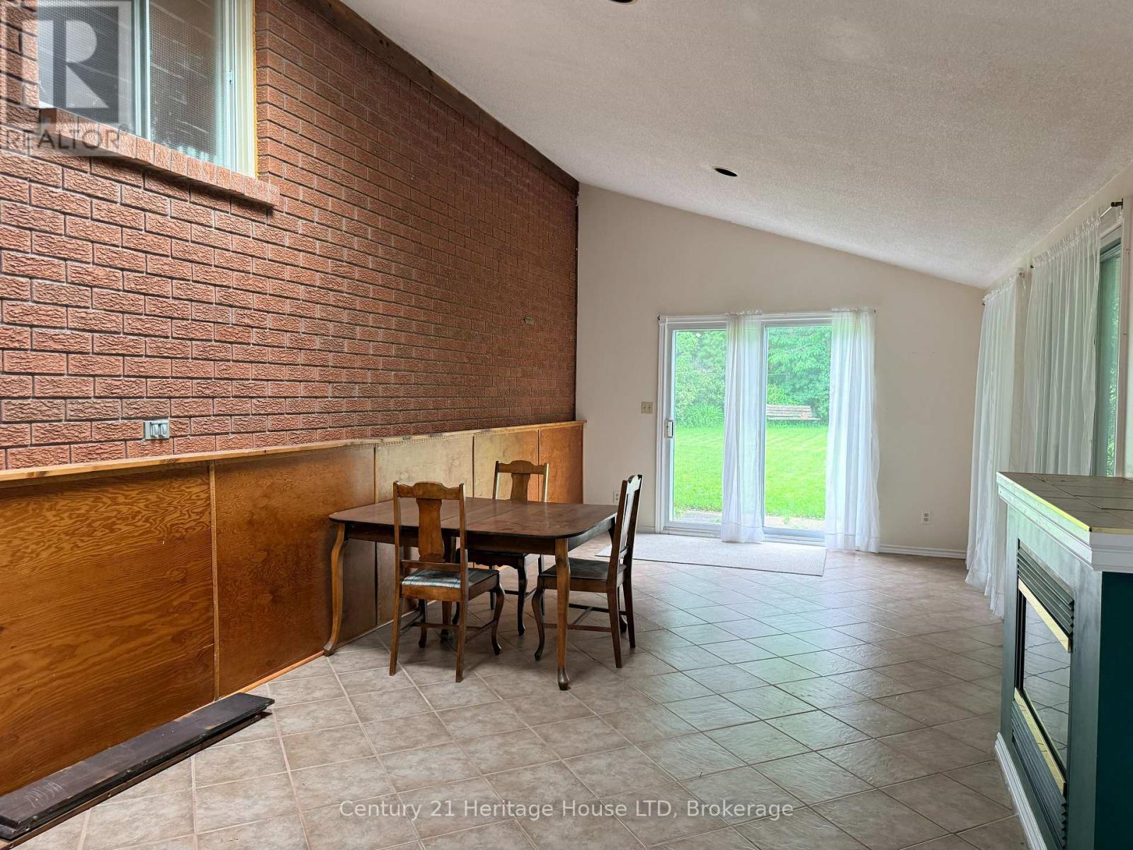 7643 Cavendish Drive, Niagara Falls (West Wood), Ontario  L2H 2T8 - Photo 4 - X13447922