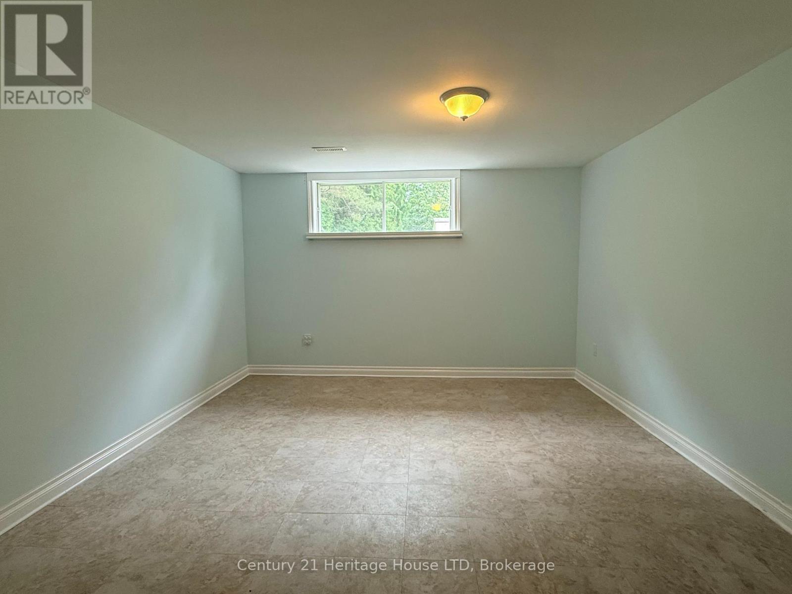 7643 Cavendish Drive, Niagara Falls (West Wood), Ontario  L2H 2T8 - Photo 7 - X13447922