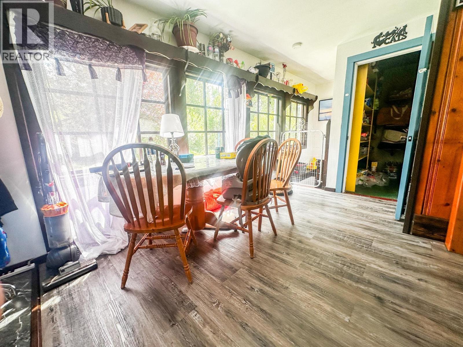 11911 Hawse Loop, Burns Lake, British Columbia  V0J 1E3 - Photo 4 - R3136013