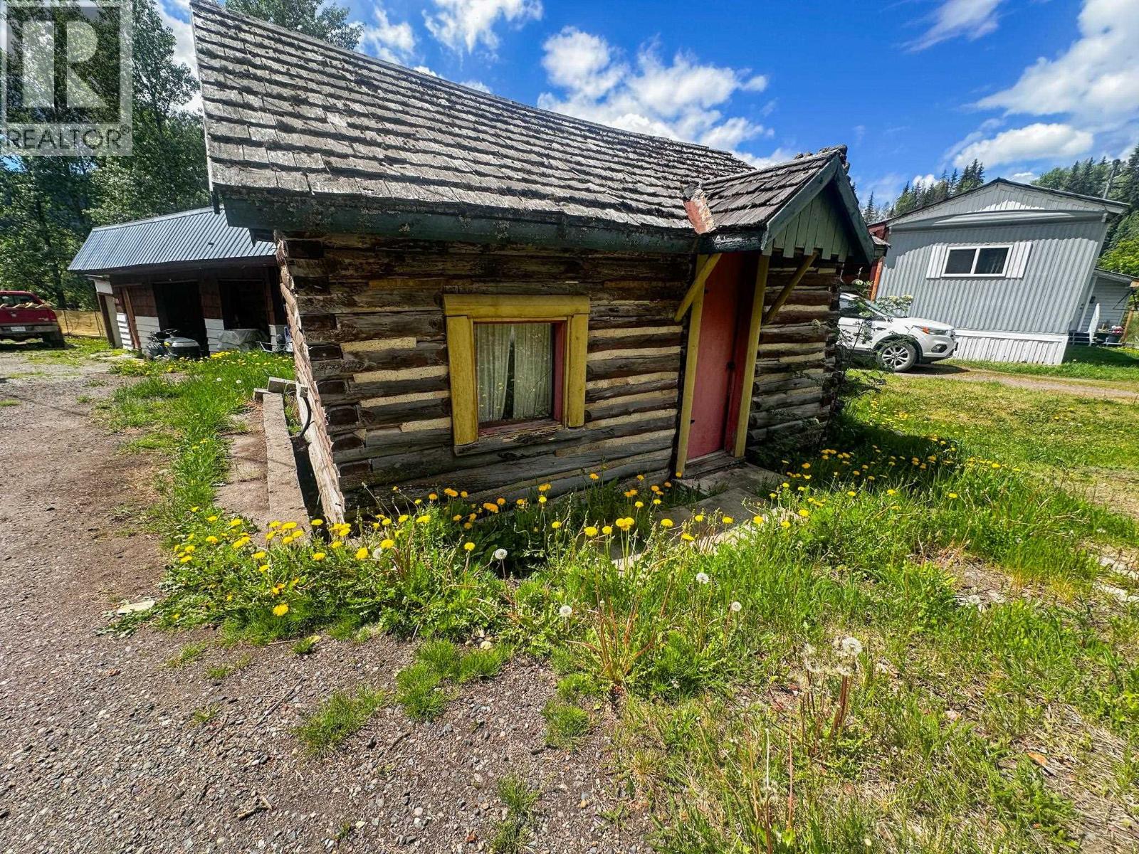 11911 Hawse Loop, Burns Lake, British Columbia  V0J 1E3 - Photo 22 - R3136013