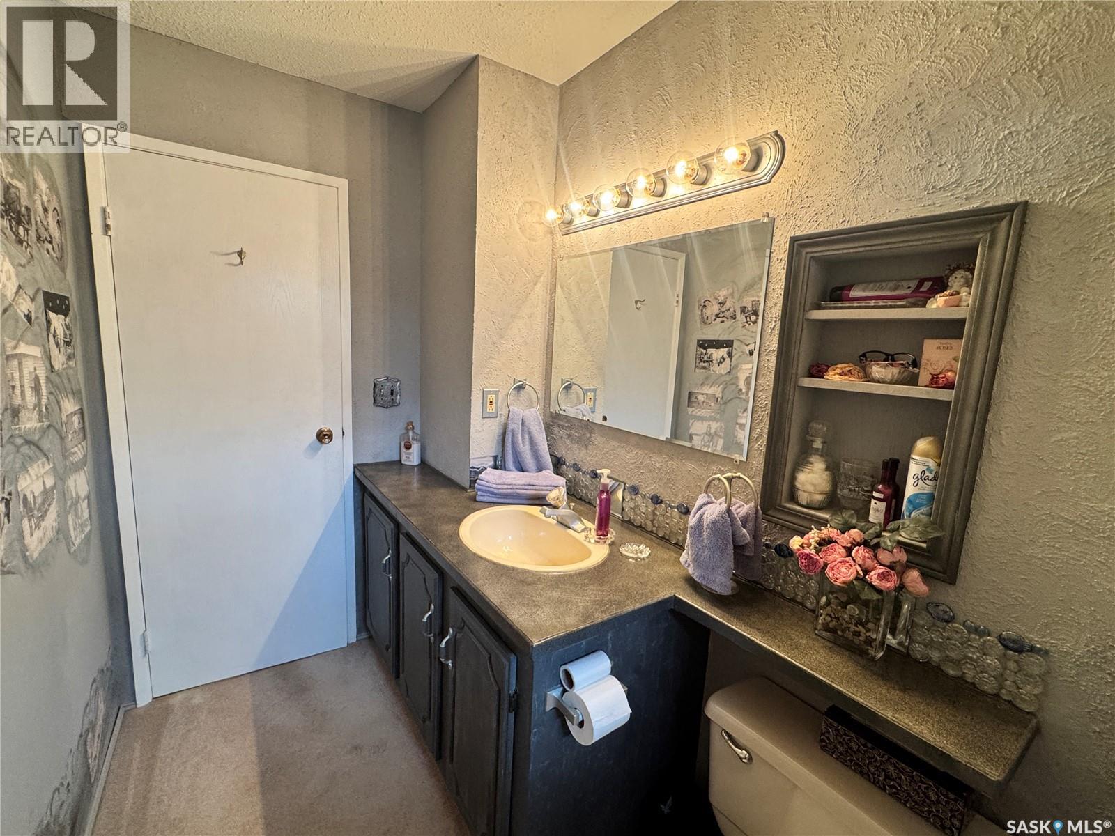 523 8th Avenue W, Biggar, Saskatchewan  S0K 0M0 - Photo 20 - SK039331
