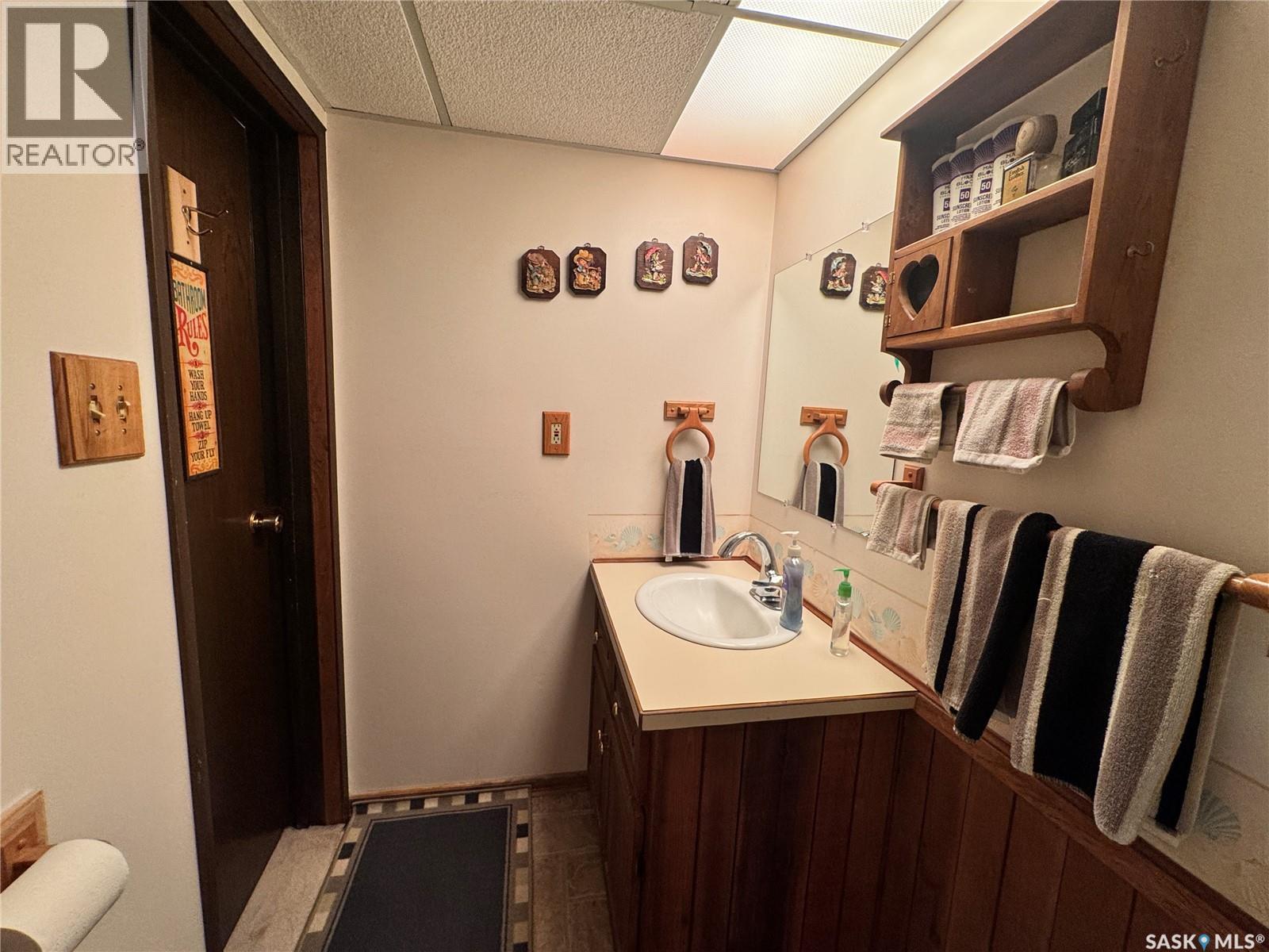 523 8th Avenue W, Biggar, Saskatchewan  S0K 0M0 - Photo 32 - SK039331