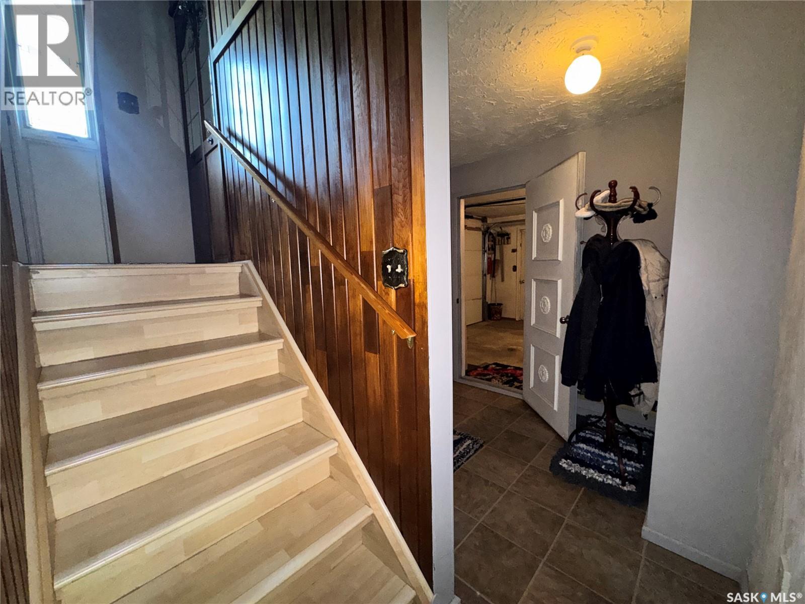 523 8th Avenue W, Biggar, Saskatchewan  S0K 0M0 - Photo 35 - SK039331