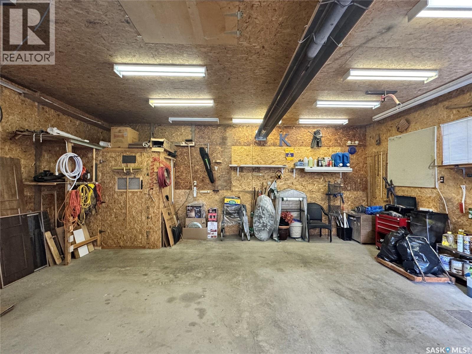 523 8th Avenue W, Biggar, Saskatchewan  S0K 0M0 - Photo 41 - SK039331