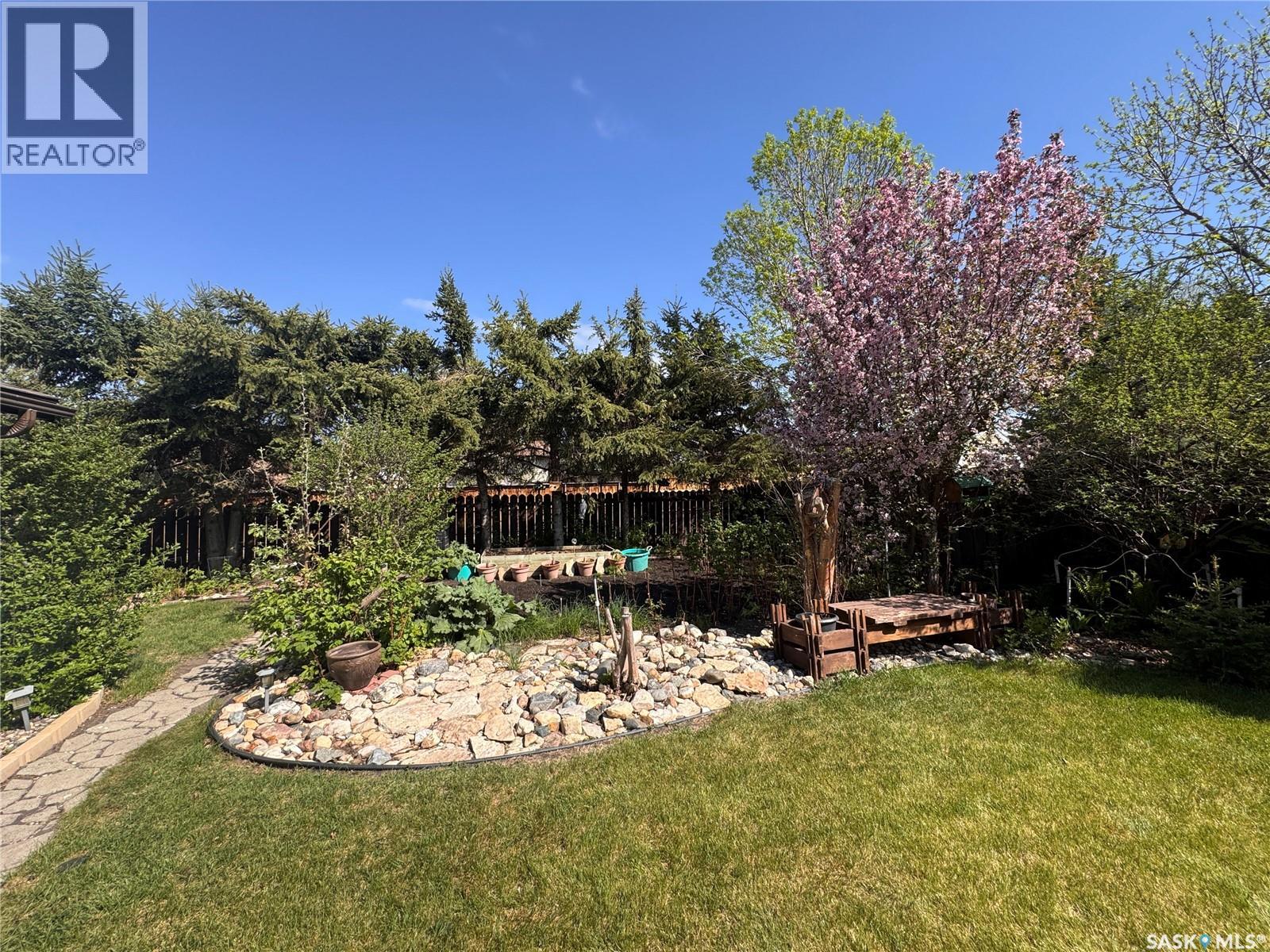 523 8th Avenue W, Biggar, Saskatchewan  S0K 0M0 - Photo 44 - SK039331