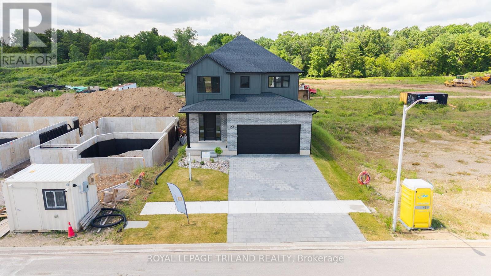 23 Allister Drive, Middlesex Centre, Ontario  N0L 1R0 - Photo 2 - X12805182