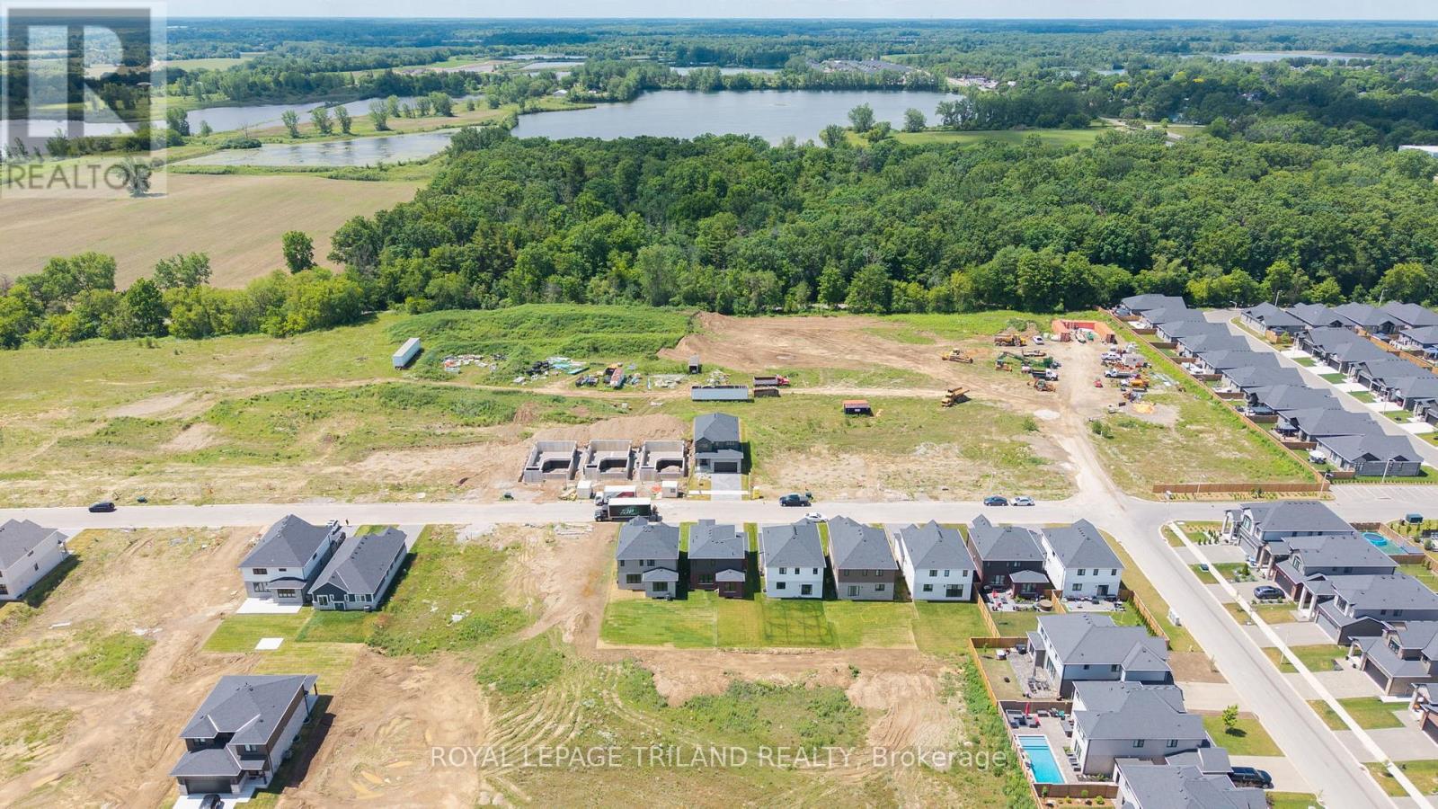 23 Allister Drive, Middlesex Centre, Ontario  N0L 1R0 - Photo 3 - X12805182