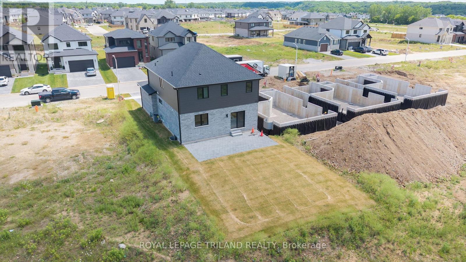 23 Allister Drive, Middlesex Centre, Ontario  N0L 1R0 - Photo 41 - X12805182