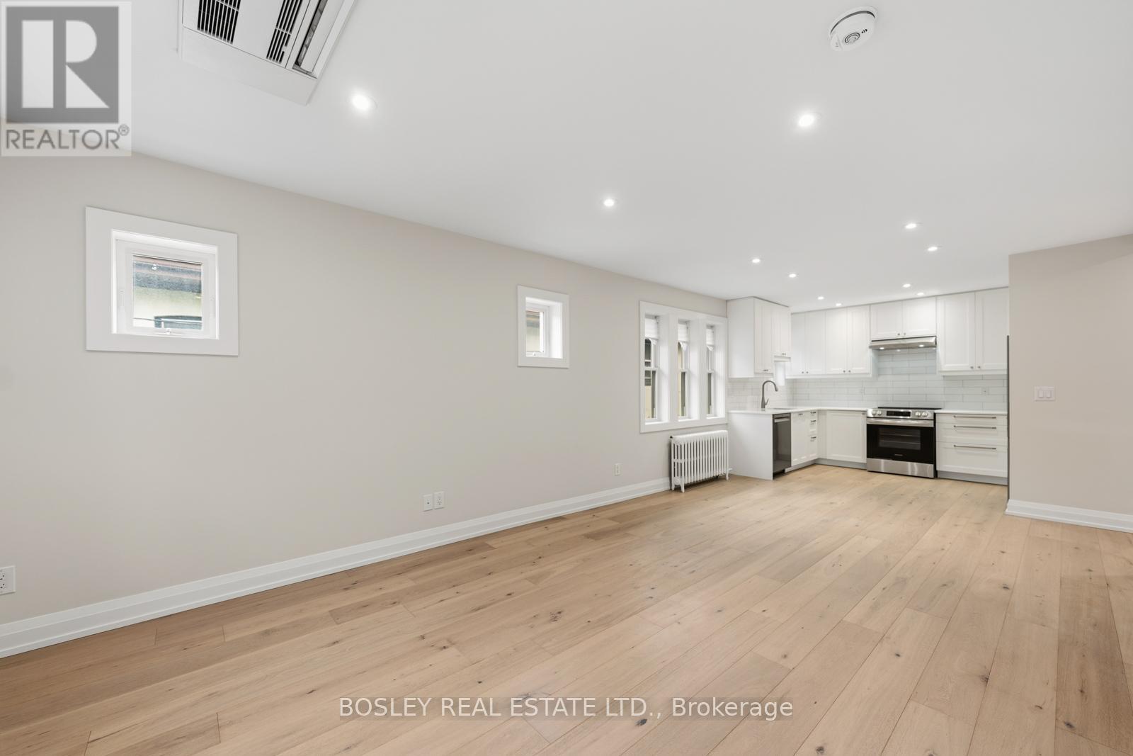 Upper - 14 Preston Place, Toronto, Ontario M4N 2S9 - Photo 5 - C13447888