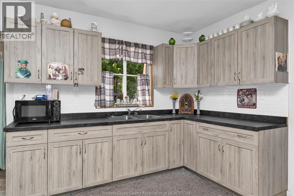 2377 Arthur, Windsor, Ontario  N8W 4V6 - Photo 14 - 26014112