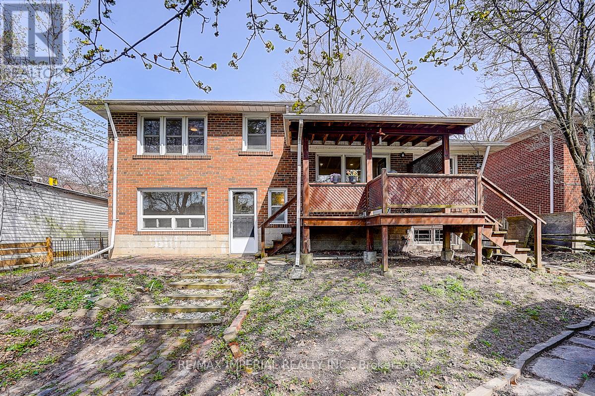 8 Fargo Avenue, Toronto, Ontario  M2M 1T9 - Photo 45 - C13447896