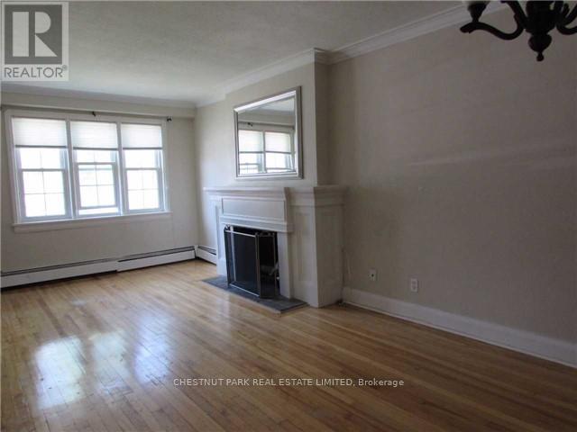143 Glenvale Boulevard, Toronto, Ontario  M4G 2W2 - Photo 3 - C13447986