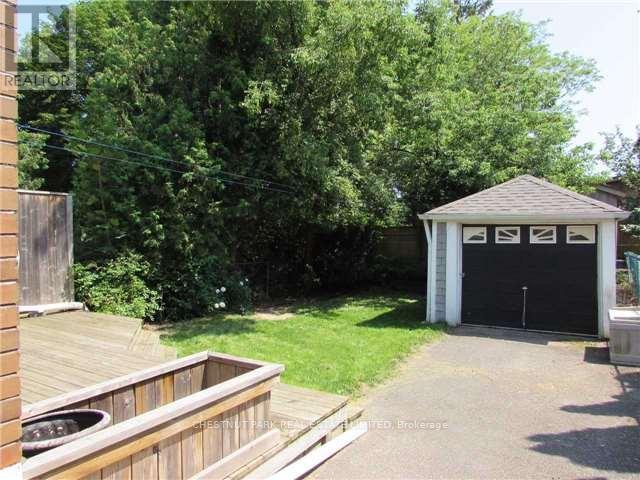 143 Glenvale Boulevard, Toronto, Ontario  M4G 2W2 - Photo 8 - C13447986