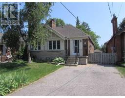 143 GLENVALE BOULEVARD, Toronto, Ontario