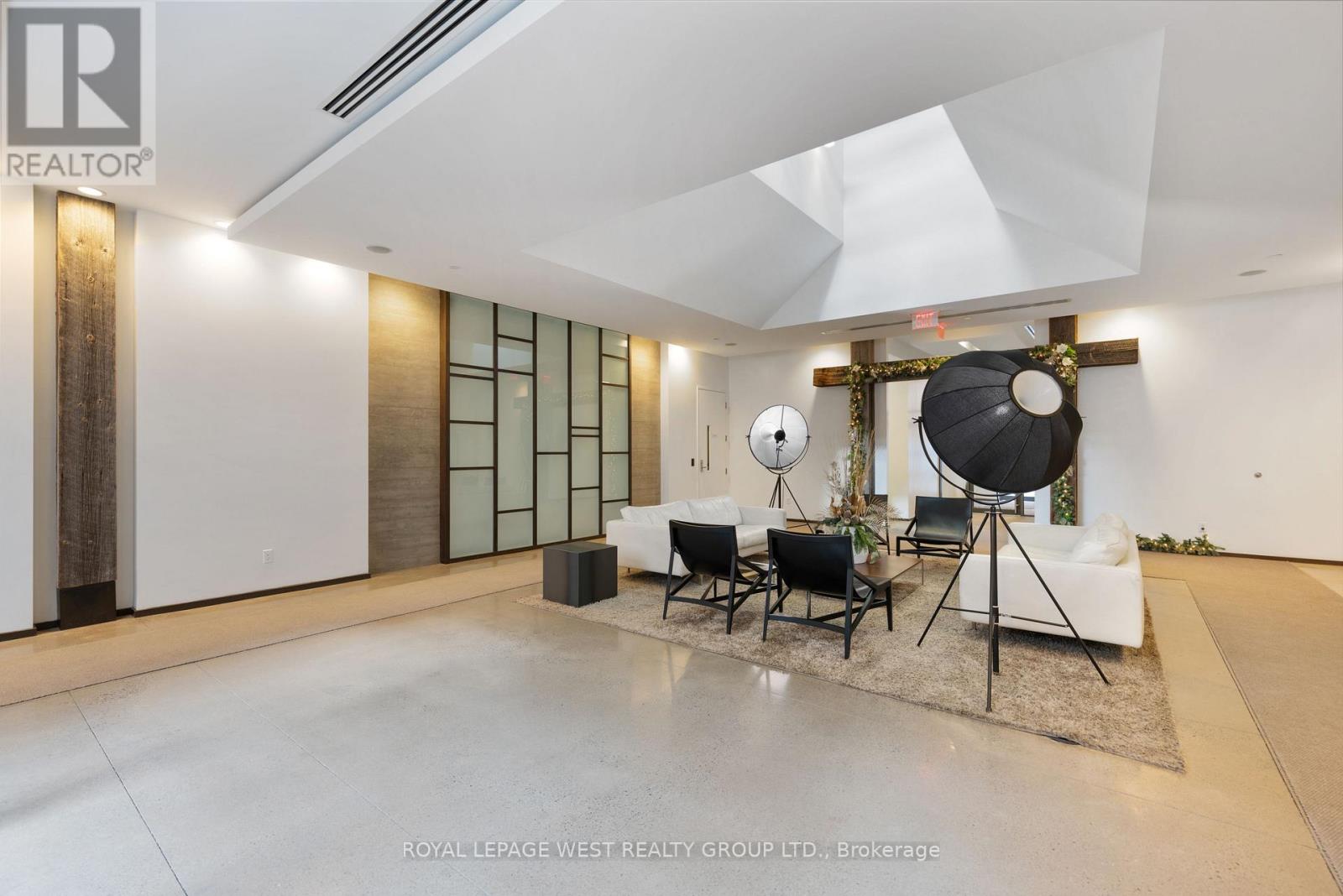 835 - 1030 King Street, Toronto, Ontario M6K 0B4 - Photo 30 - C13447988