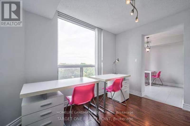 35 Empress Avenue, Toronto, Ontario  M2N 6T3 - Photo 6 - C13448010