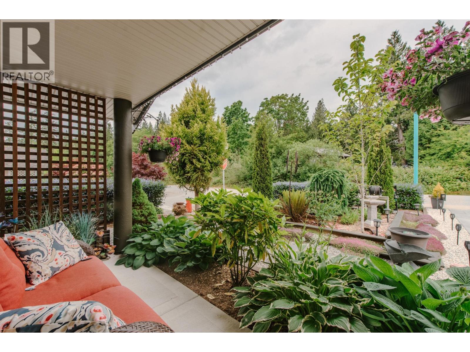 6319 Tower Street, Sechelt, British Columbia  V7Z 0T7 - Photo 35 - R3132385