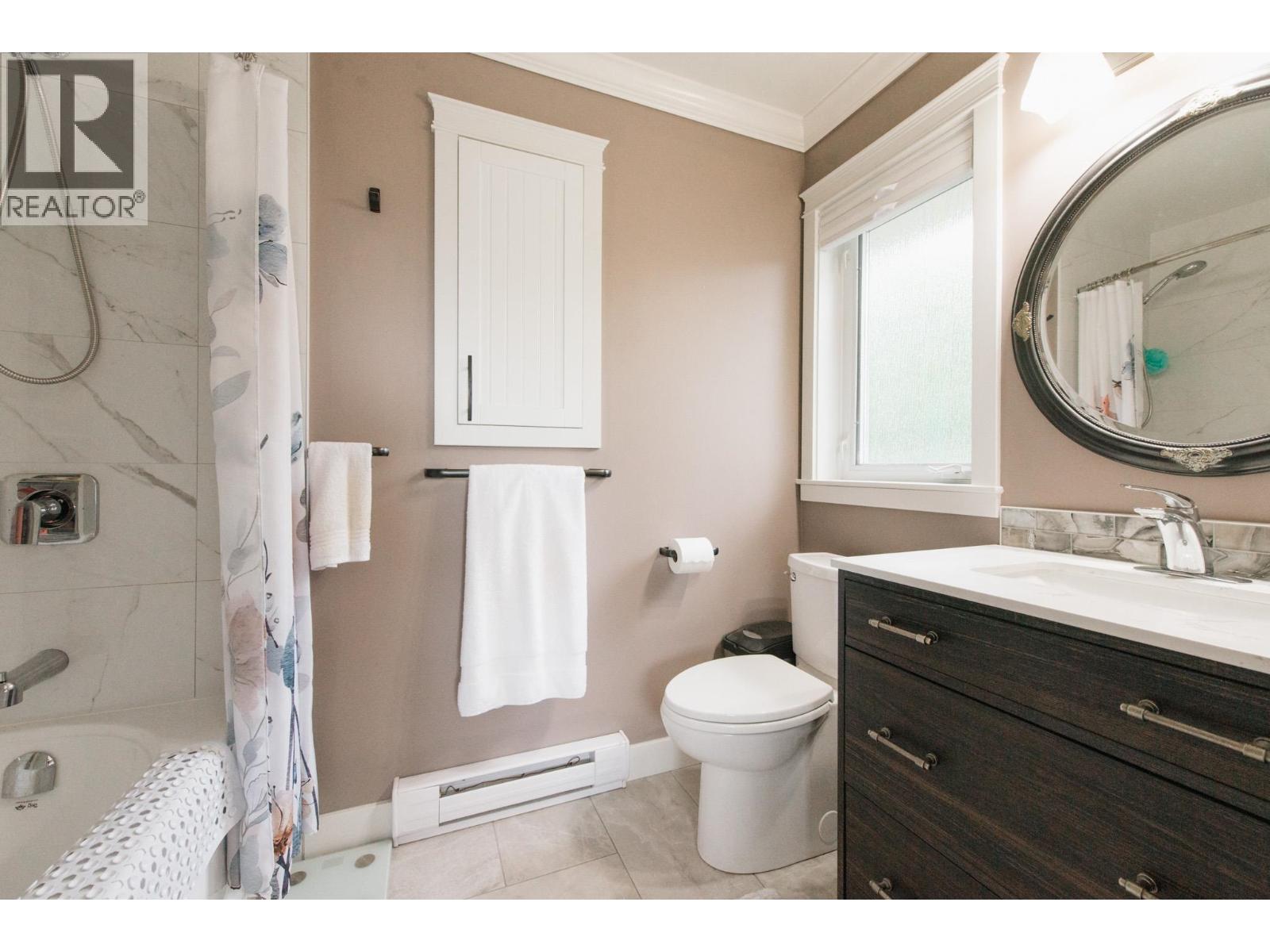 6319 Tower Street, Sechelt, British Columbia  V7Z 0T7 - Photo 22 - R3132385
