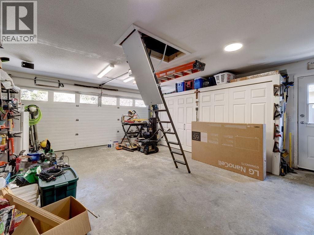 6319 Tower Street, Sechelt, British Columbia  V7Z 0T7 - Photo 31 - R3132385