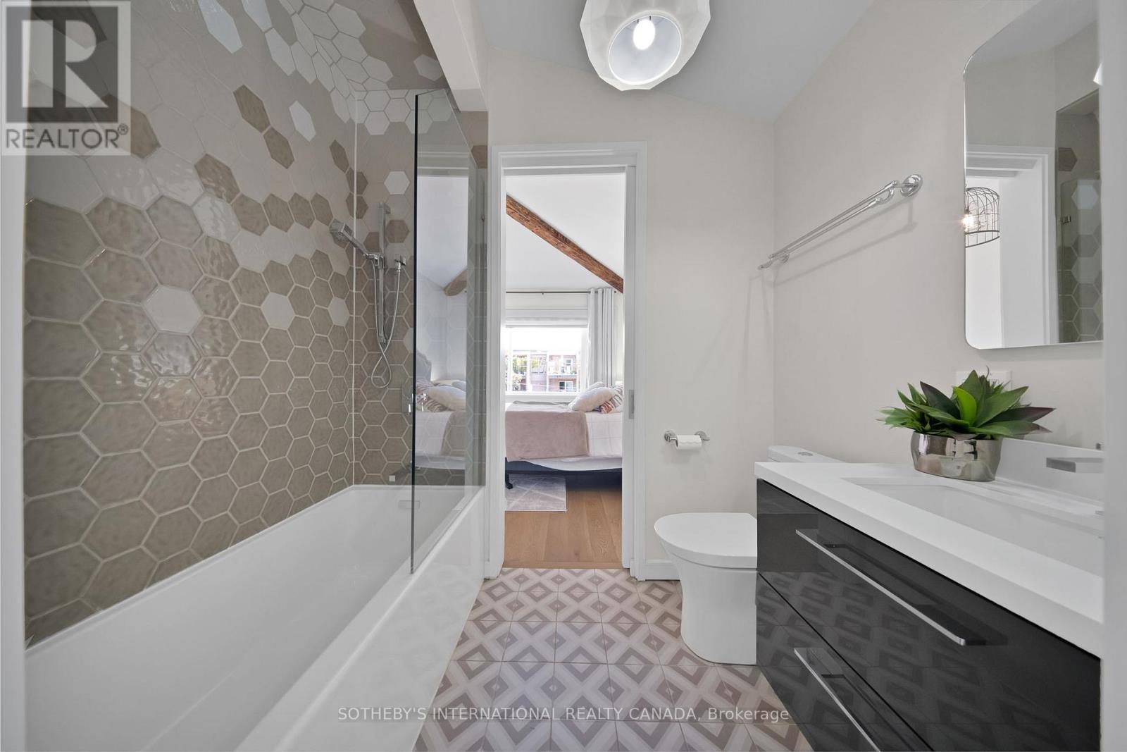 32 Eaton Avenue, Toronto, Ontario  M4J 2Z5 - Photo 33 - E13447850