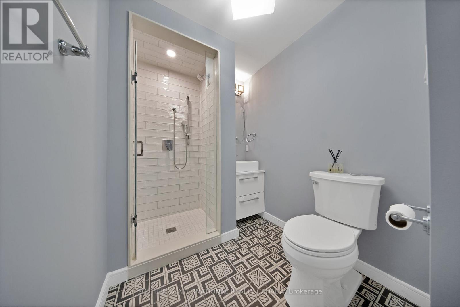 32 Eaton Avenue, Toronto, Ontario  M4J 2Z5 - Photo 43 - E13447850