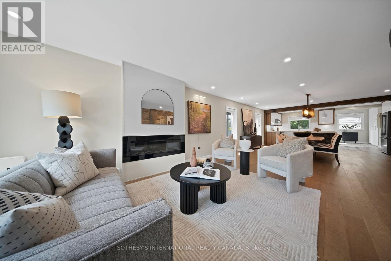 32 Eaton Avenue, Toronto, Ontario  M4J 2Z5 - Photo 9 - E13447850